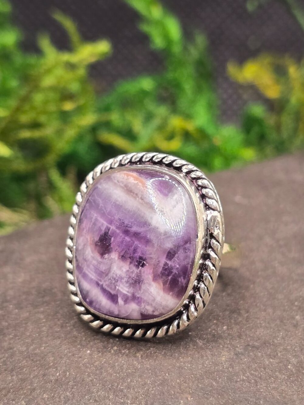 Chevron Amethyst Size 6 Statement Ring Alloy Metal Natural Stone